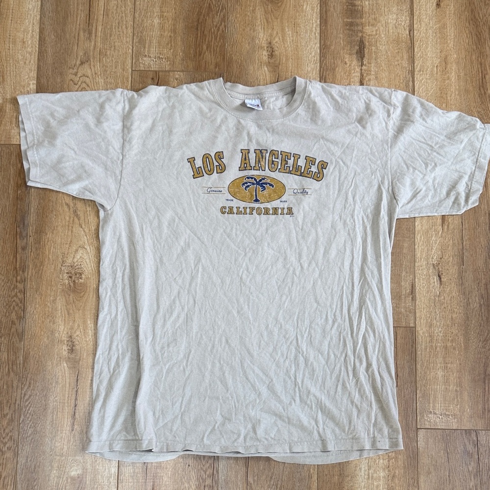 Los Angeles California Graphic Tee - Light Tan
